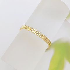 ✨ Brățară cu lanț geometric: simplă, modernă și elegantă. Perfectă atât pentru purtare zilnică, cât și ca accesoriu de accent 💎✨