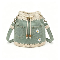 O geantă din denim țesut în stil boho care va completa orice ținută ✨